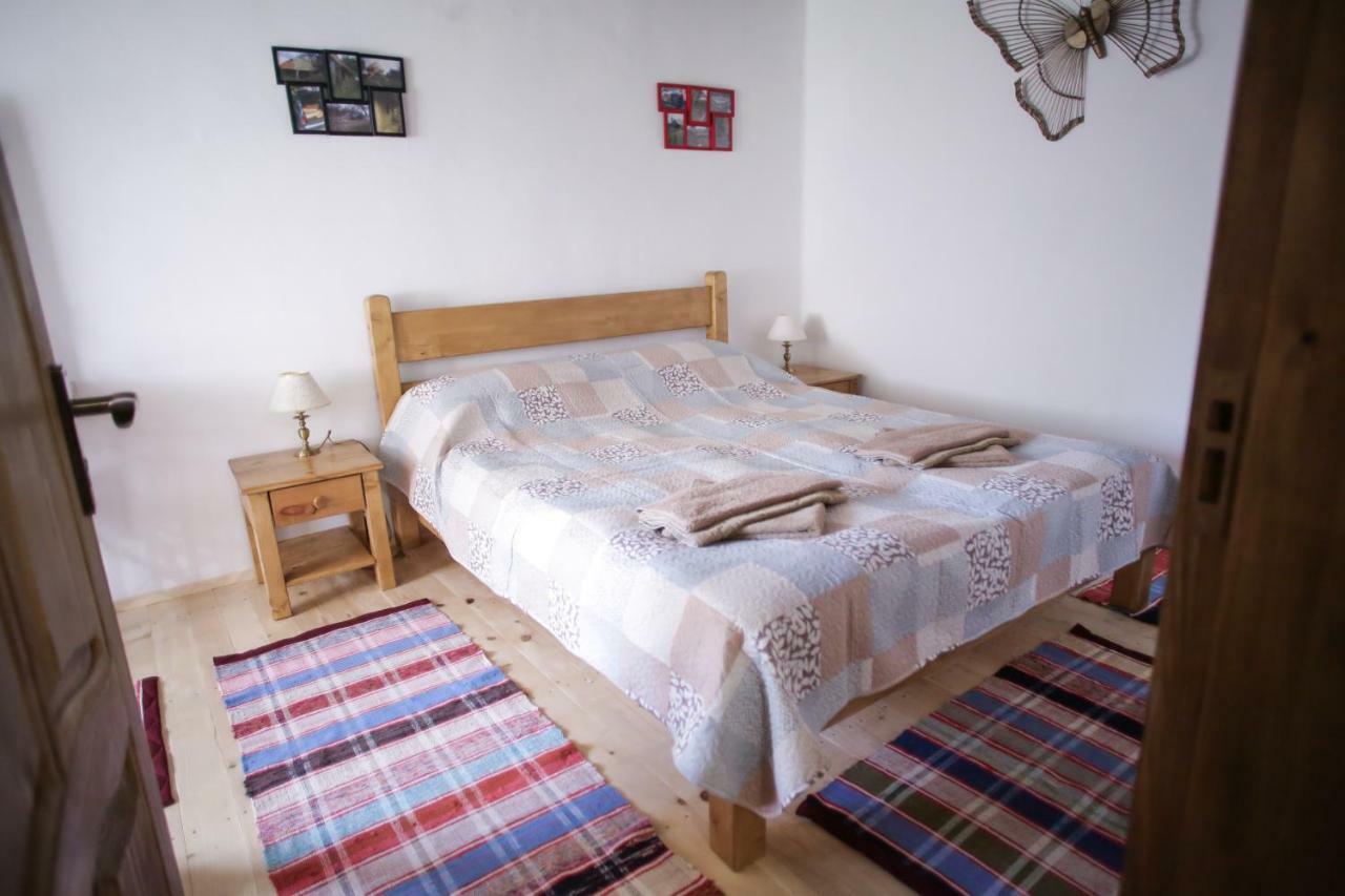 Villa Еко Дім З Соломи Solochyn Esterno foto