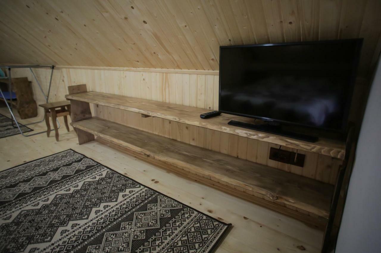 Villa Еко Дім З Соломи Solochyn Esterno foto