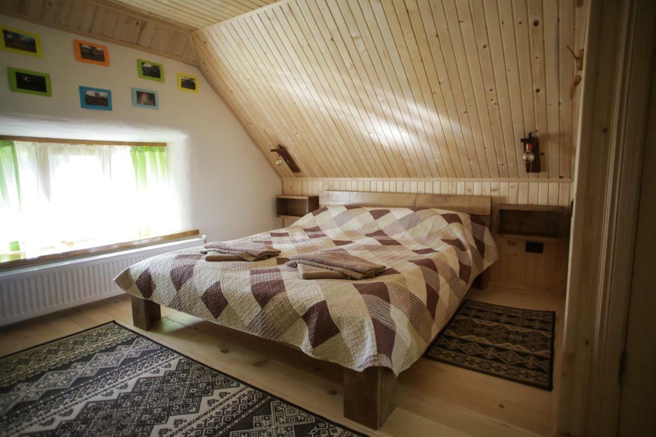 Villa Еко Дім З Соломи Solochyn Esterno foto
