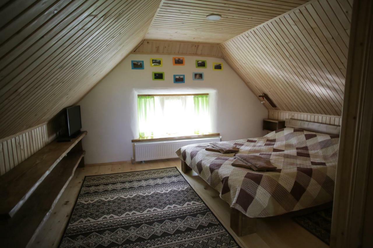 Villa Еко Дім З Соломи Solochyn Esterno foto