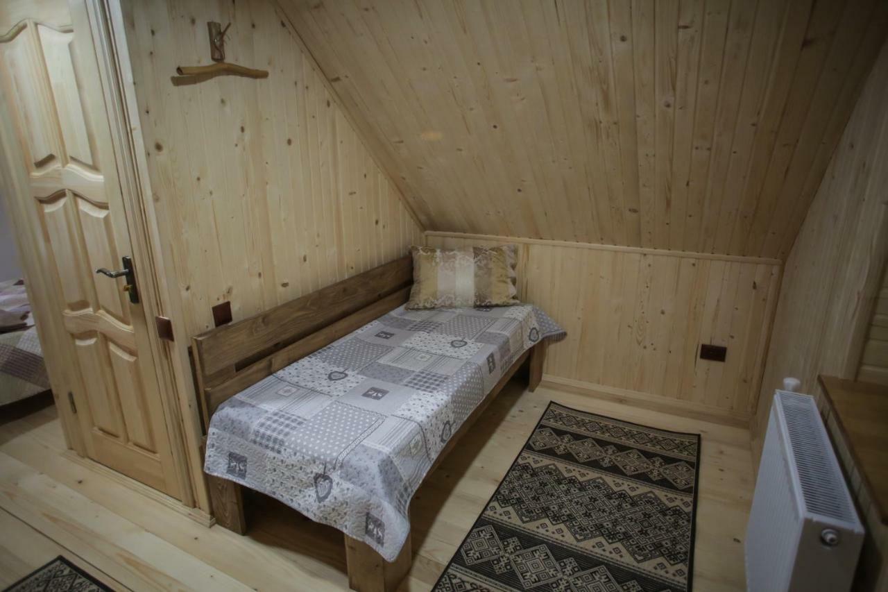 Villa Еко Дім З Соломи Solochyn Esterno foto